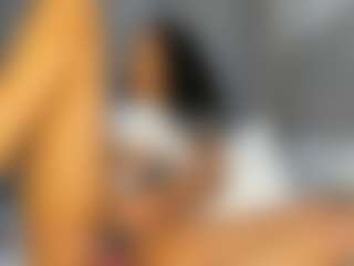 Hot-Mamacitah's Live Sex Cam Show