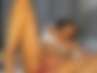 Hot-Mamacitah's Live Sex Cam Show