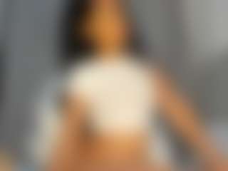 Hot-Mamacitah's Live Sex Cam Show