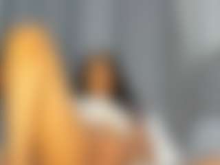 Hot-Mamacitah's Live Sex Cam Show