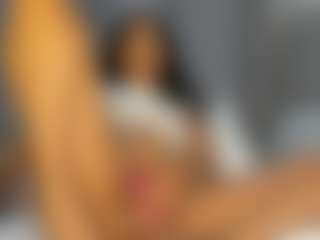 Hot-Mamacitah's Live Sex Cam Show