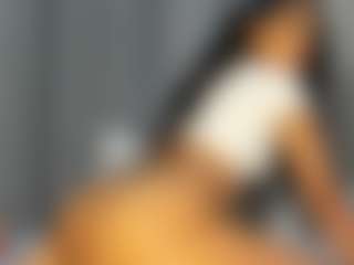 Live cam show with Hot-Mamacitah - Fullynaked on AdultVida.com