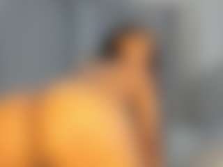 Hot-Mamacitah's Live Sex Cam Show