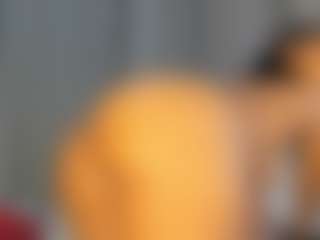 Hot-Mamacitah's Live Sex Cam Show
