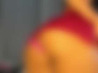 Hot-Mamacitah's Live Sex Cam Show