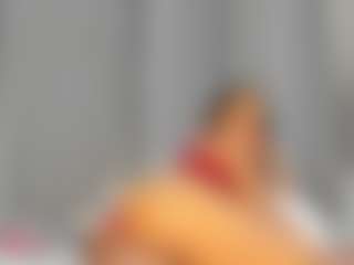 Hot-Mamacitah's Live Sex Cam Show
