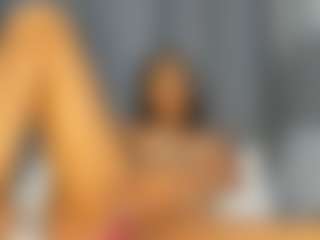 Hot-Mamacitah's Live Sex Cam Show