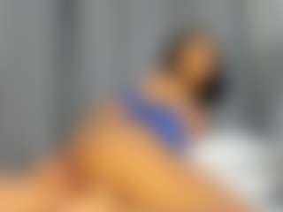 Hot-Mamacitah's Live Sex Cam Show