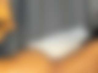 Hot-Mamacitah's Live Sex Cam Show