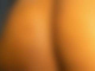 Hot-Mamacitah's Live Sex Cam Show