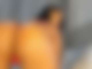 Hot-Mamacitah's Live Sex Cam Show