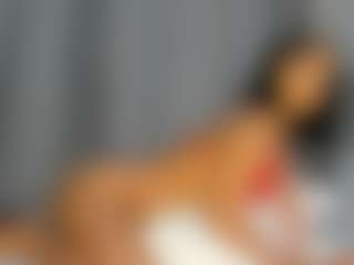 Hot-Mamacitah's Live Sex Cam Show
