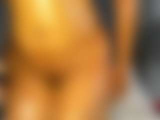Hot-Mamacitah's Live Sex Cam Show