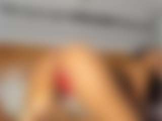 Hot-Mamacitah's Live Sex Cam Show