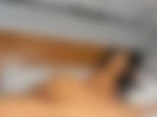 Hot-Mamacitah's Live Sex Cam Show