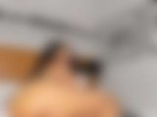 Hot-Mamacitah's Live Sex Cam Show