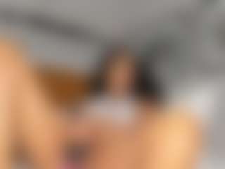 Hot-Mamacitah's Live Sex Cam Show