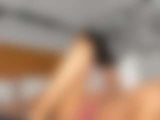 Hot-Mamacitah's Live Sex Cam Show