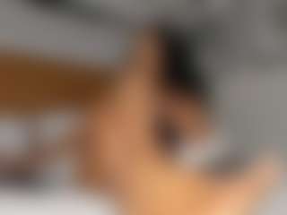 Hot-Mamacitah's Live Sex Cam Show