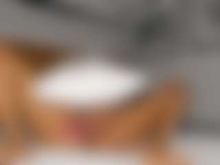 Hot-Mamacitah's Live Sex Cam Show