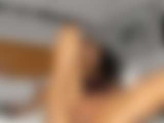 Hot-Mamacitah's Live Sex Cam Show