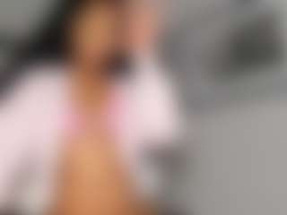 Hot-Mamacitah's Live Sex Cam Show