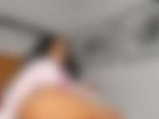 Hot-Mamacitah's Live Sex Cam Show