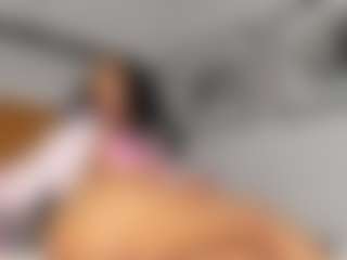 Hot-Mamacitah's Live Sex Cam Show