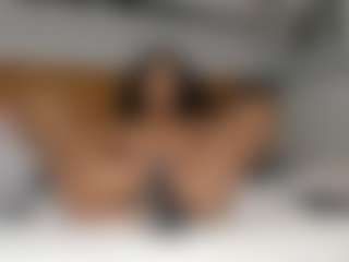 Hot-Mamacitah's Live Sex Cam Show