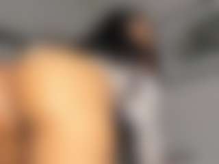 Hot-Mamacitah's Live Sex Cam Show