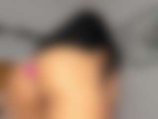 Hot-Mamacitah's Live Sex Cam Show