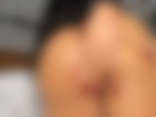 Hot-Mamacitah's Live Sex Cam Show