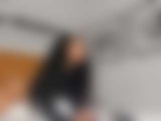 Hot-Mamacitah's Live Sex Cam Show