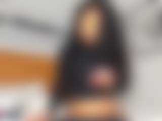Hot-Mamacitah's Live Sex Cam Show