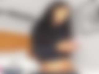 Hot-Mamacitah's Live Sex Cam Show