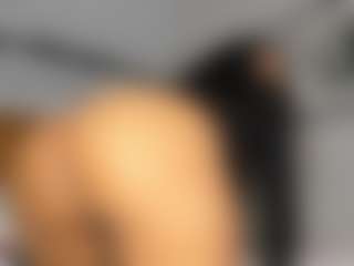 Hot-Mamacitah's Live Sex Cam Show