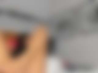 Hot-Mamacitah's Live Sex Cam Show
