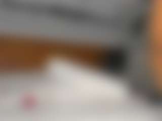 Hot-Mamacitah's Live Sex Cam Show