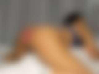 Hot-Mamacitah's Live Sex Cam Show