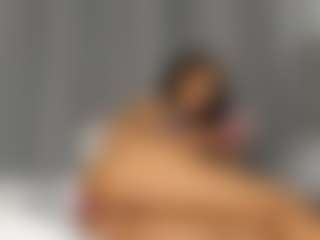 Hot-Mamacitah's Live Sex Cam Show