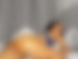 Hot-Mamacitah's Live Sex Cam Show