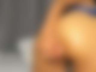 Hot-Mamacitah's Live Sex Cam Show