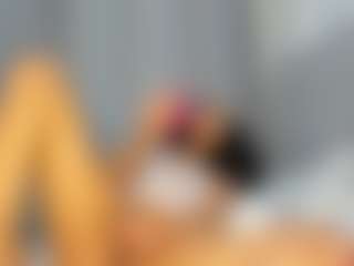 Hot-Mamacitah's Live Sex Cam Show