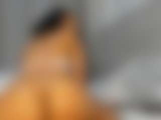 Hot-Mamacitah's Live Sex Cam Show