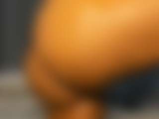 Hot-Mamacitah's Live Sex Cam Show