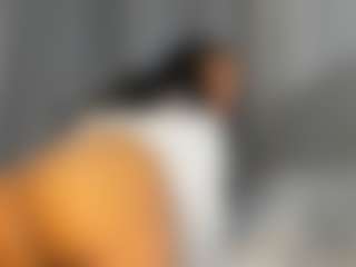 Hot-Mamacitah's Live Sex Cam Show