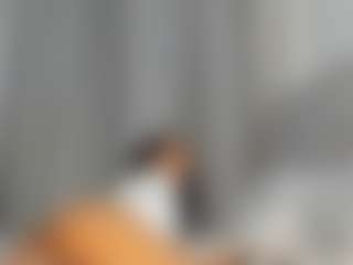 Hot-Mamacitah's Live Sex Cam Show