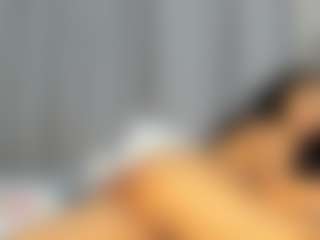 Hot-Mamacitah's Live Sex Cam Show