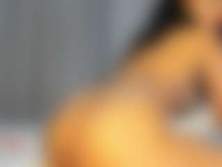 Hot-Mamacitah's Live Sex Cam Show