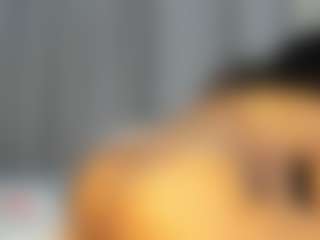 Hot-Mamacitah's Live Sex Cam Show